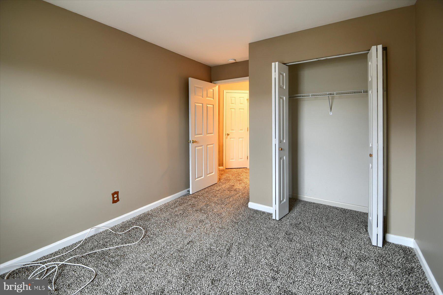 CHARLESTOWNE - Residential