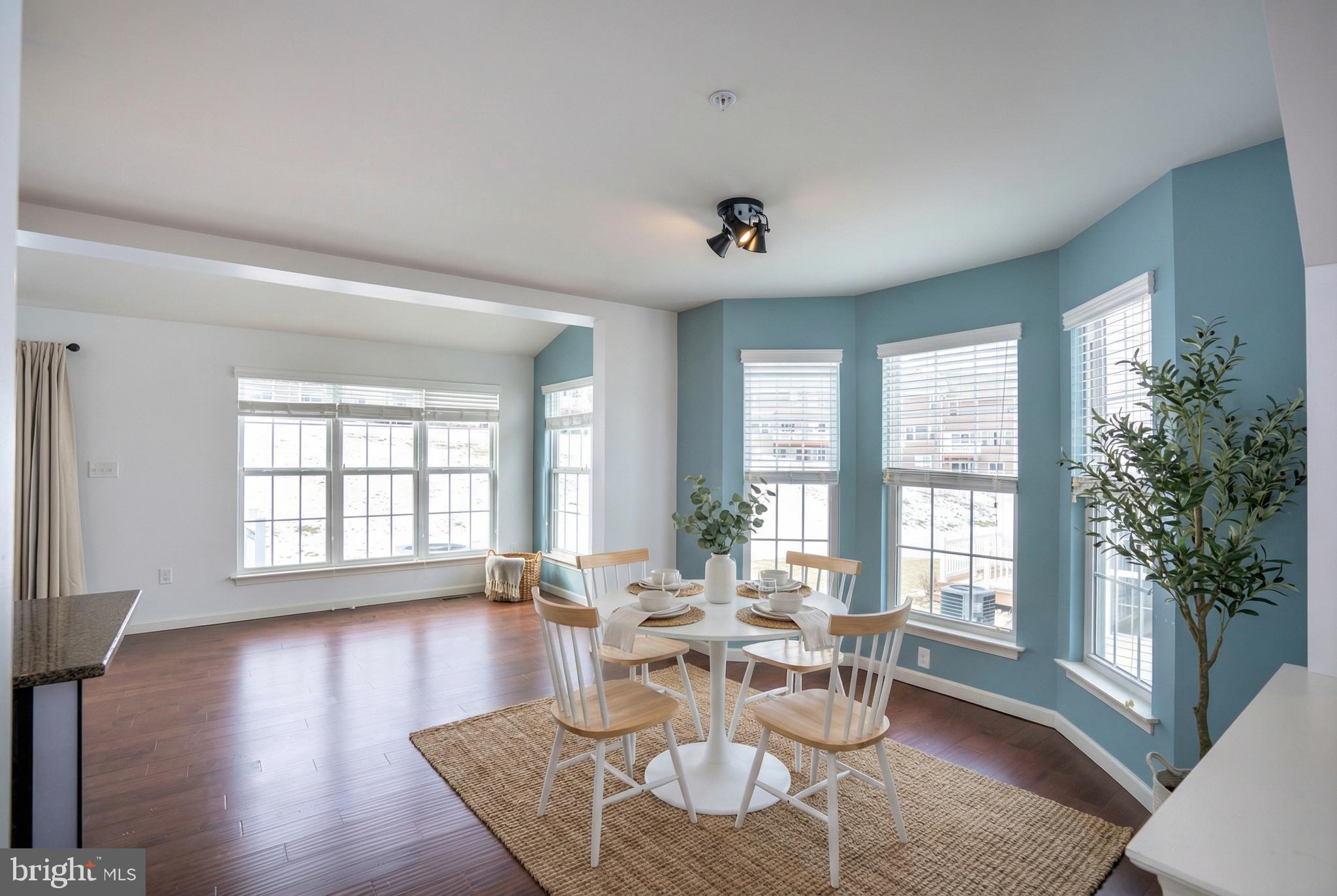 THE GATES - Residential