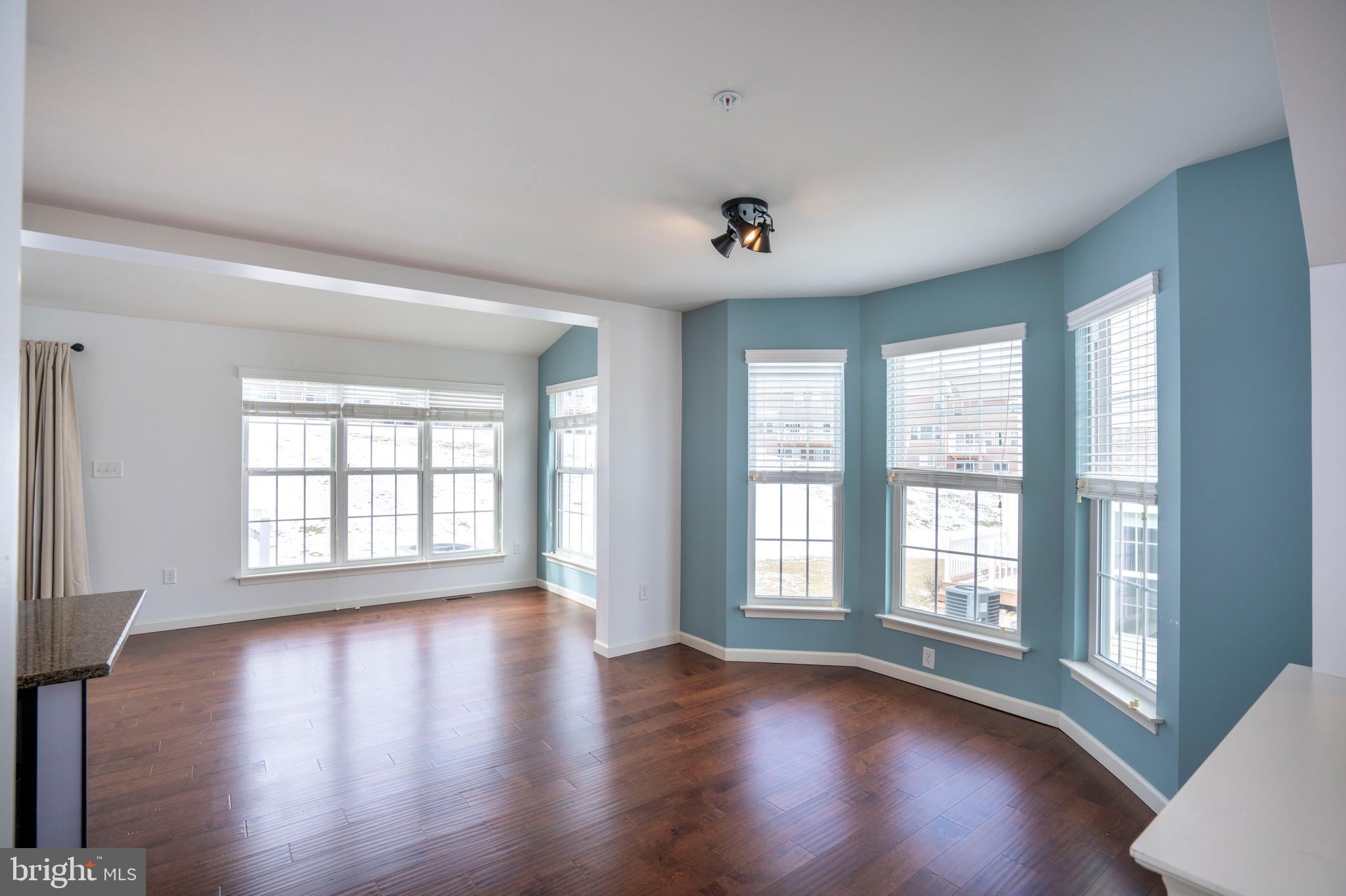 THE GATES - Residential