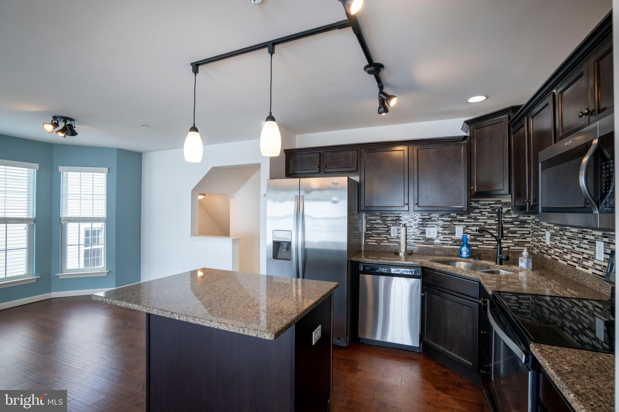 THE GATES - Residential