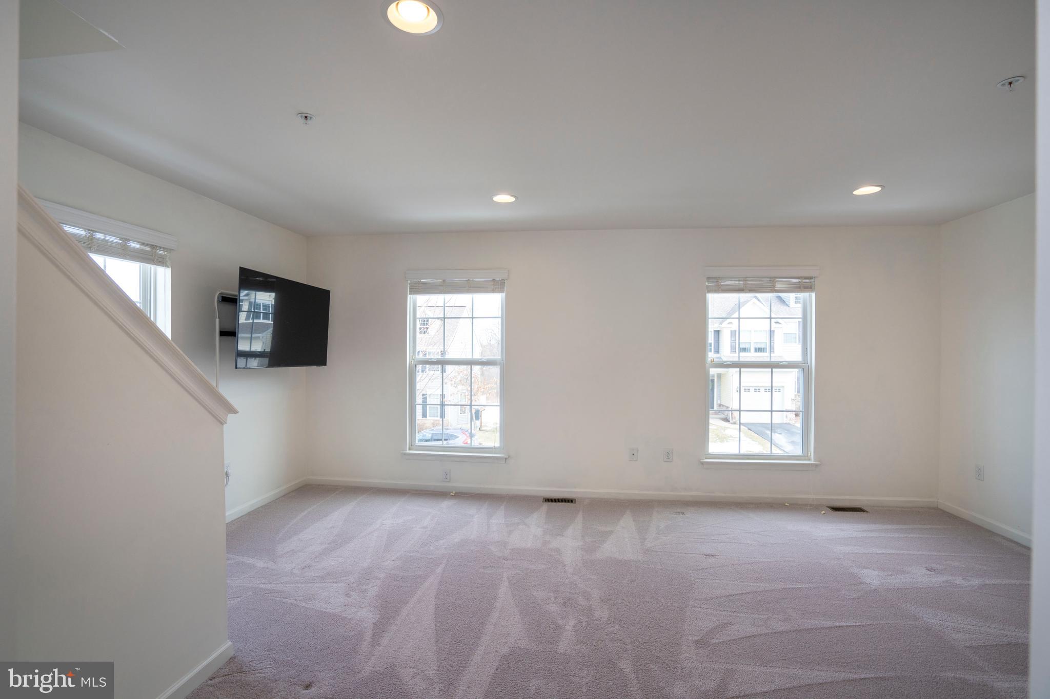 THE GATES - Residential