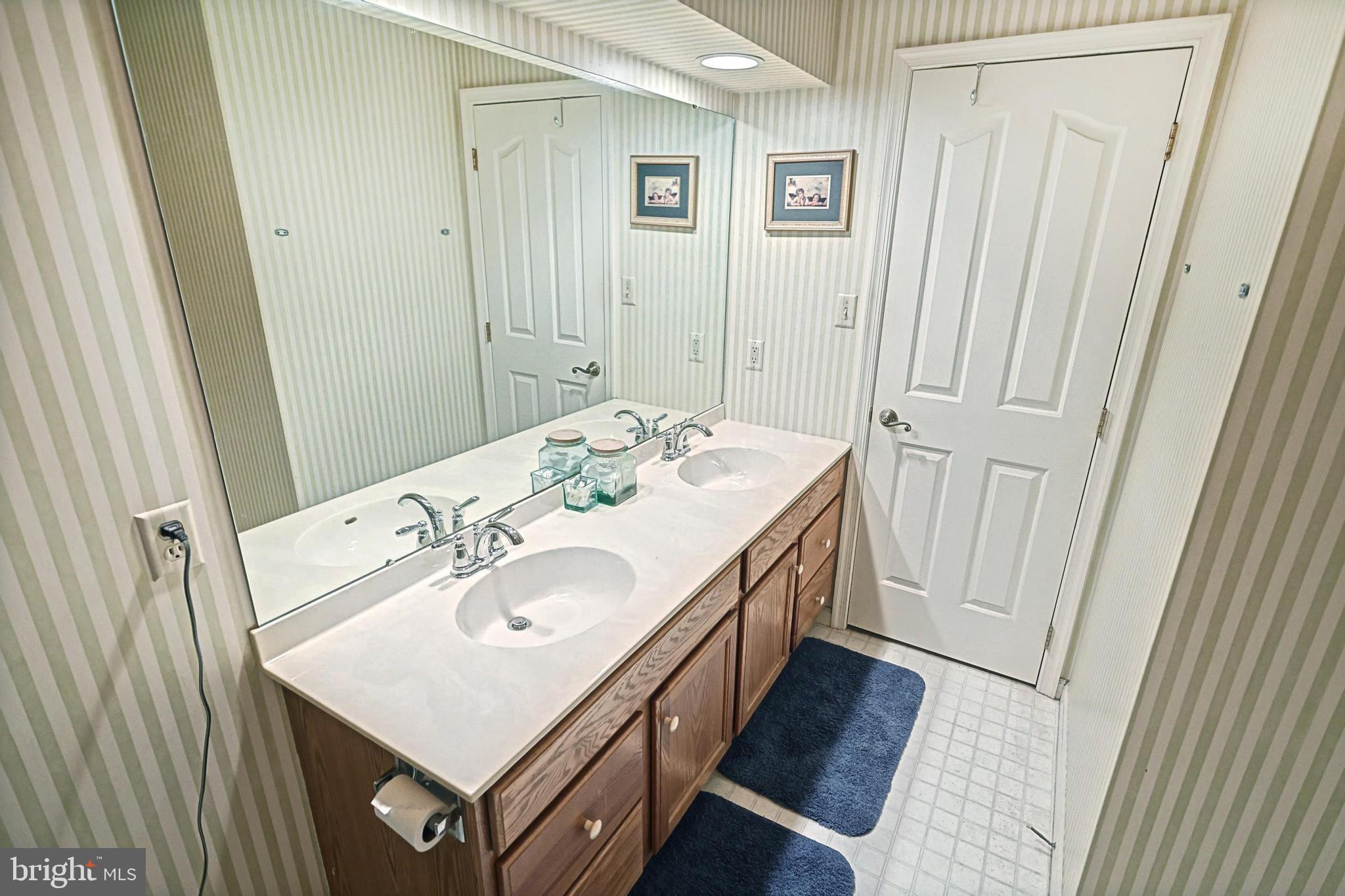 TOWER COMMONS-GETTYSBURG - Residential