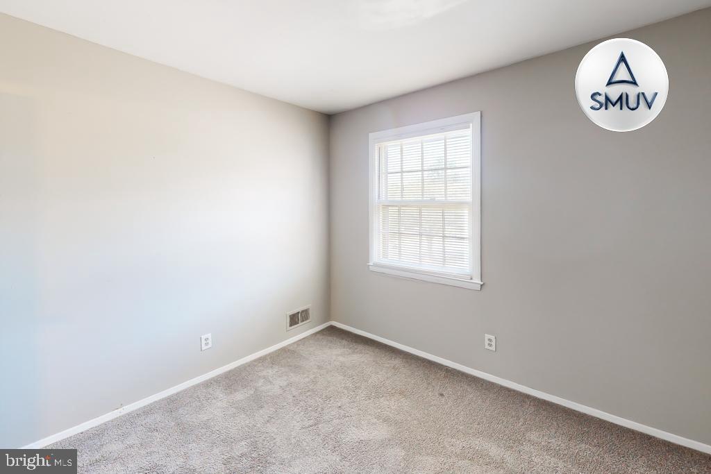 EDNOR GARDENS - LAKESIDE - Residential Lease
