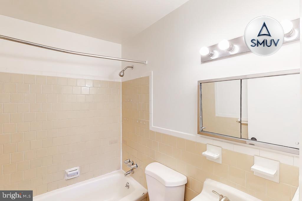 EDNOR GARDENS - LAKESIDE - Residential Lease