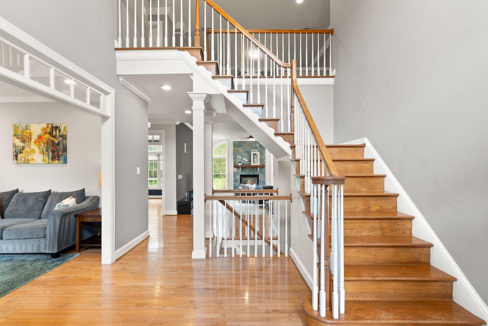39716 GOLDEN SPRINGS COURT