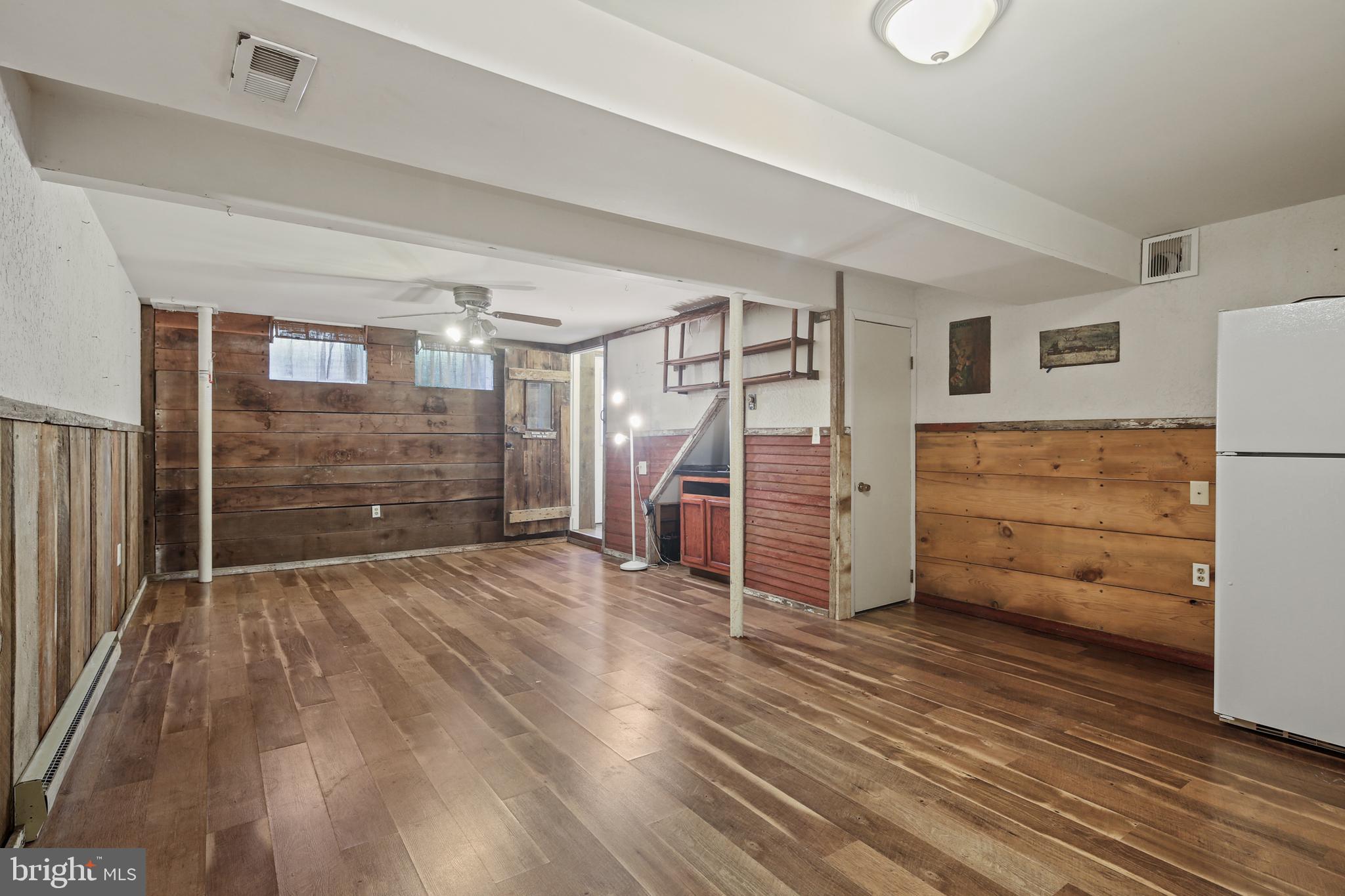 CLIPPER HILL ESTATES - Residential