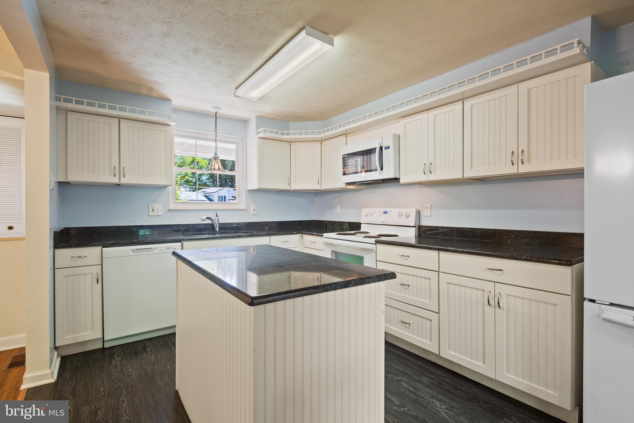 CLIPPER HILL ESTATES - Residential