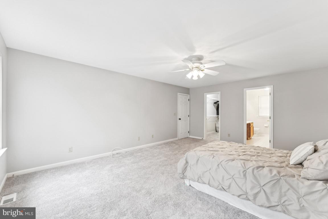 ASPEN WOODS - Residential