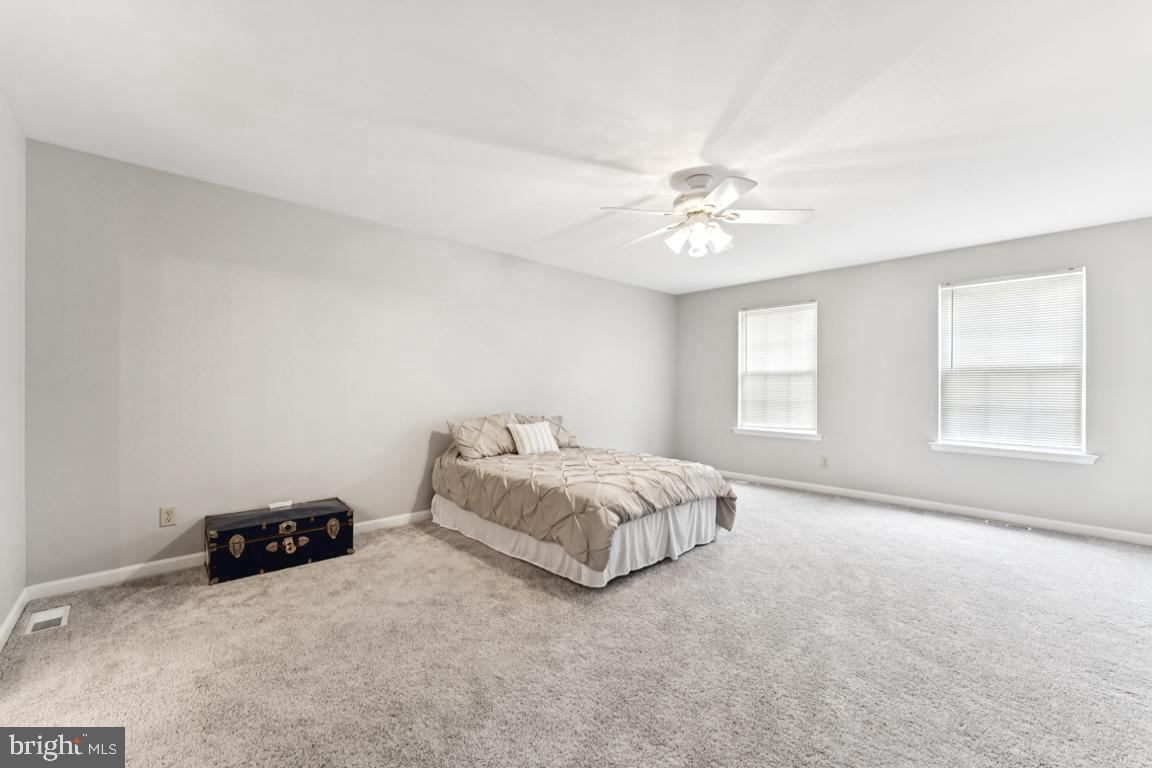 ASPEN WOODS - Residential