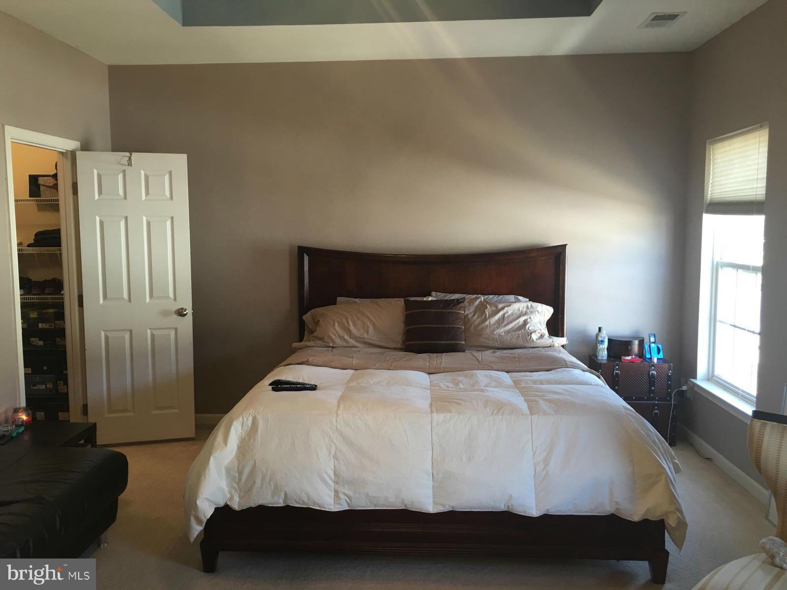 POTOMAC CLUB - Residential Lease