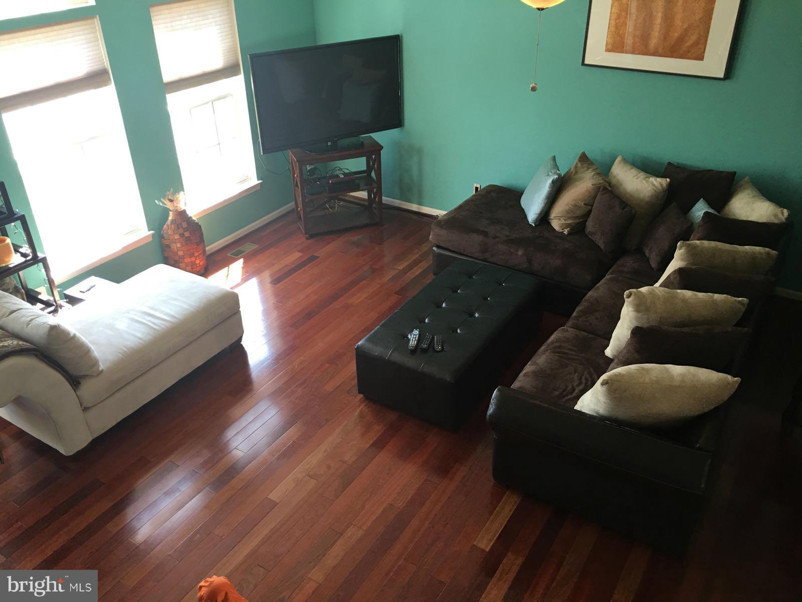 POTOMAC CLUB - Residential Lease