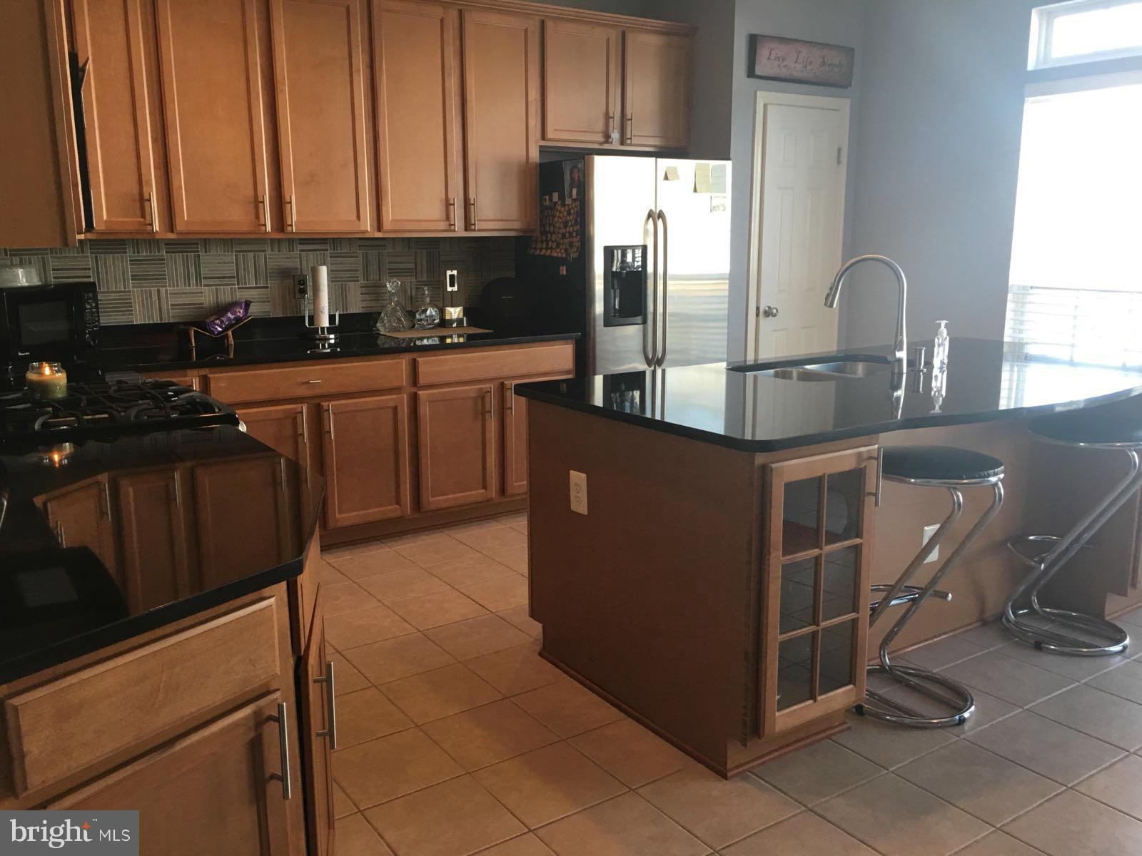 POTOMAC CLUB - Residential Lease