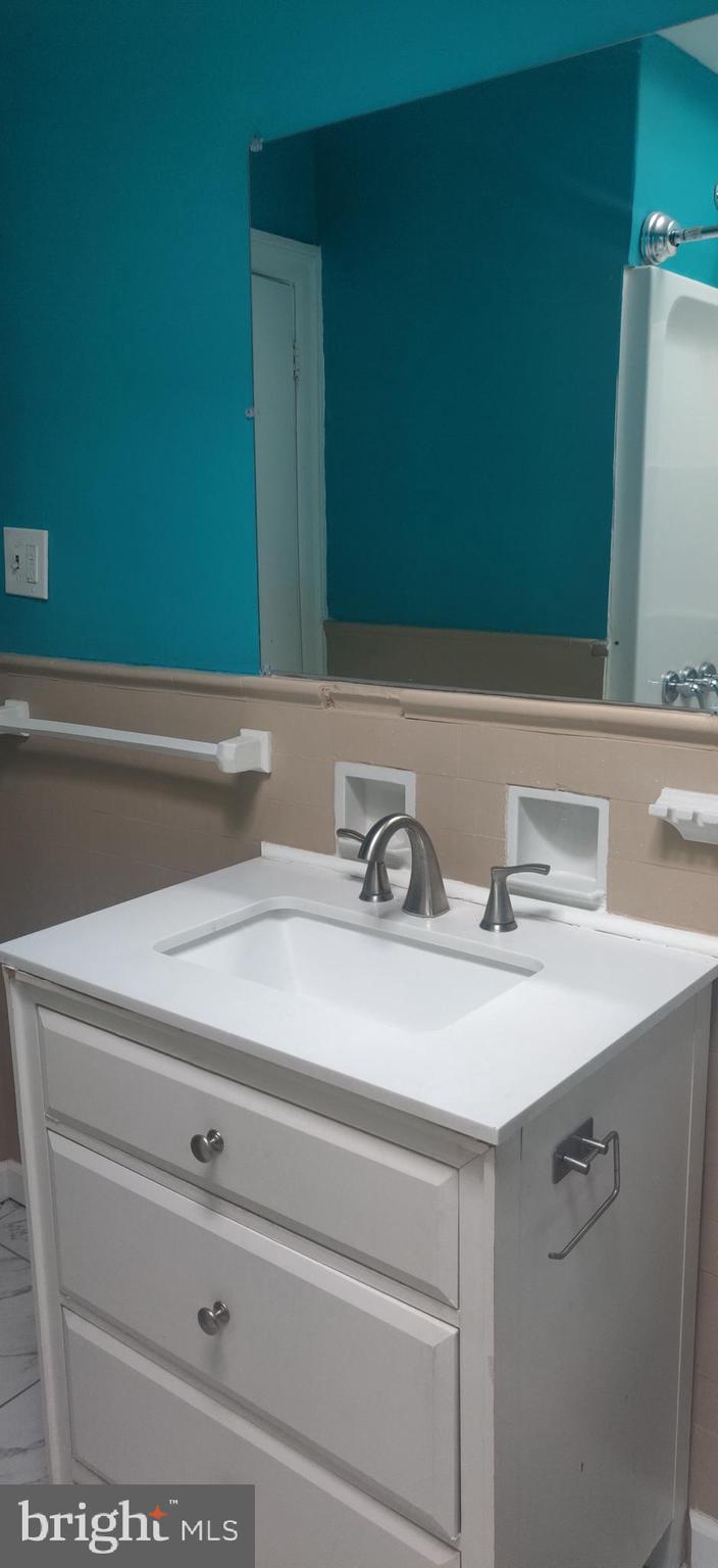 GERMANTOWN (EAST) - Residential