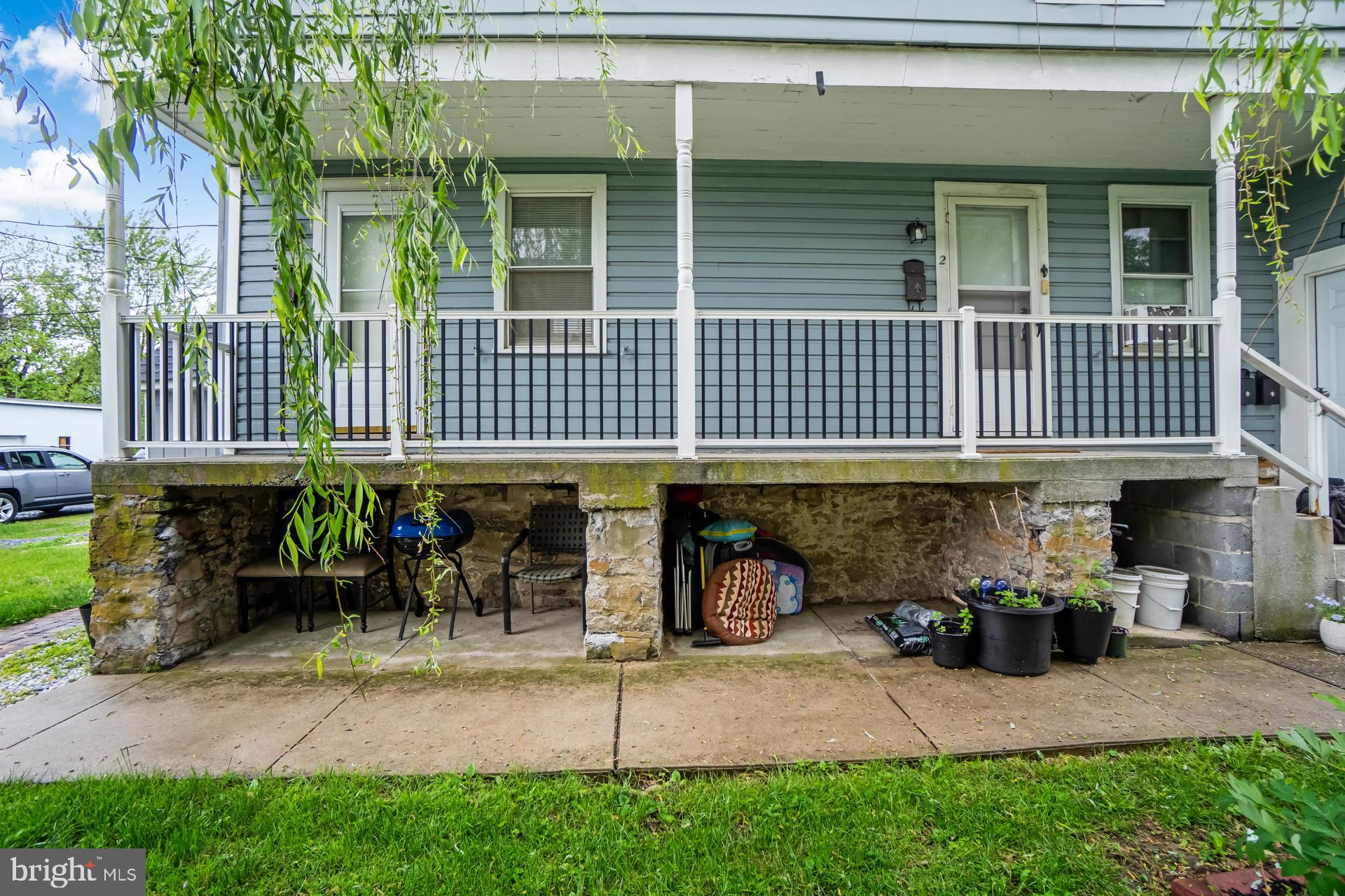 18 E MAIN STREET