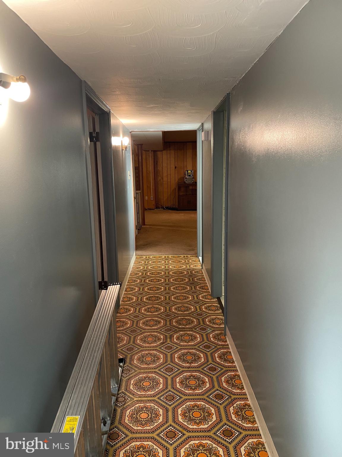 WILLIAMSBURG ESTATES - Residential