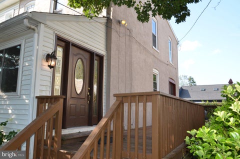 Townhouse For Sale - 413 E Lincoln Street<br/> Delaware County, MEDIA, PA 19063