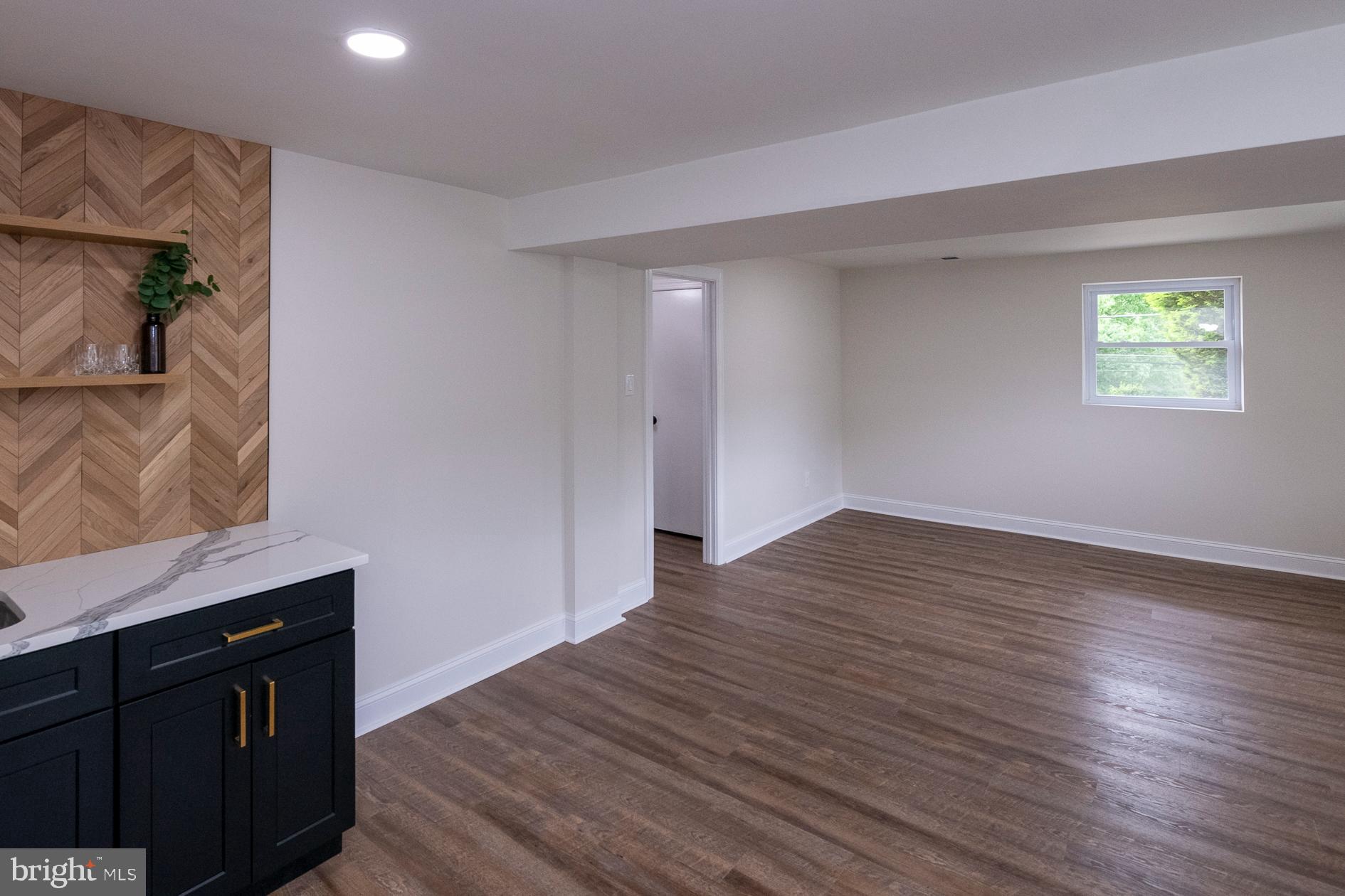 MERION WEST - Residential