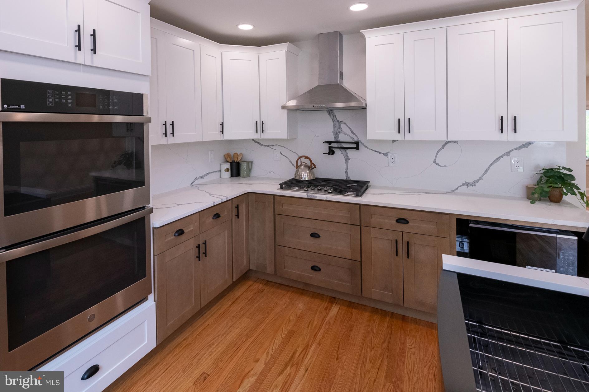 MERION WEST - Residential