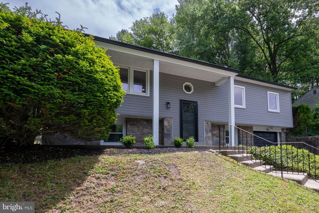Photo of 413 Ellis Road, HAVERTOWN, PA 19083 (MLS # PADE2113900)