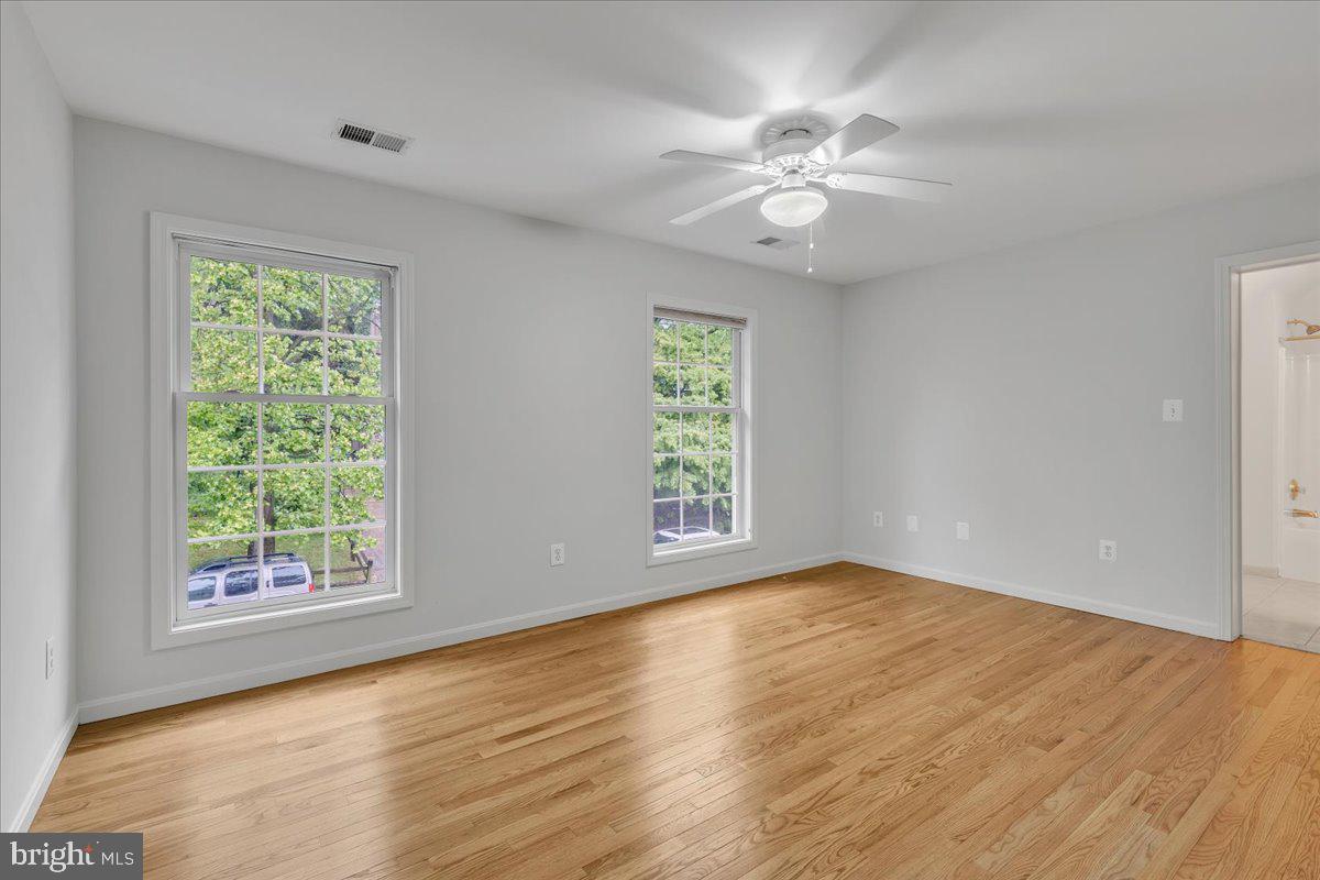 ADDISON HEIGHTS - Residential