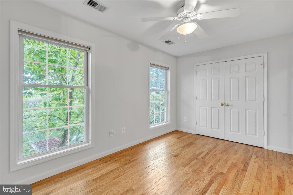 ADDISON HEIGHTS - Residential