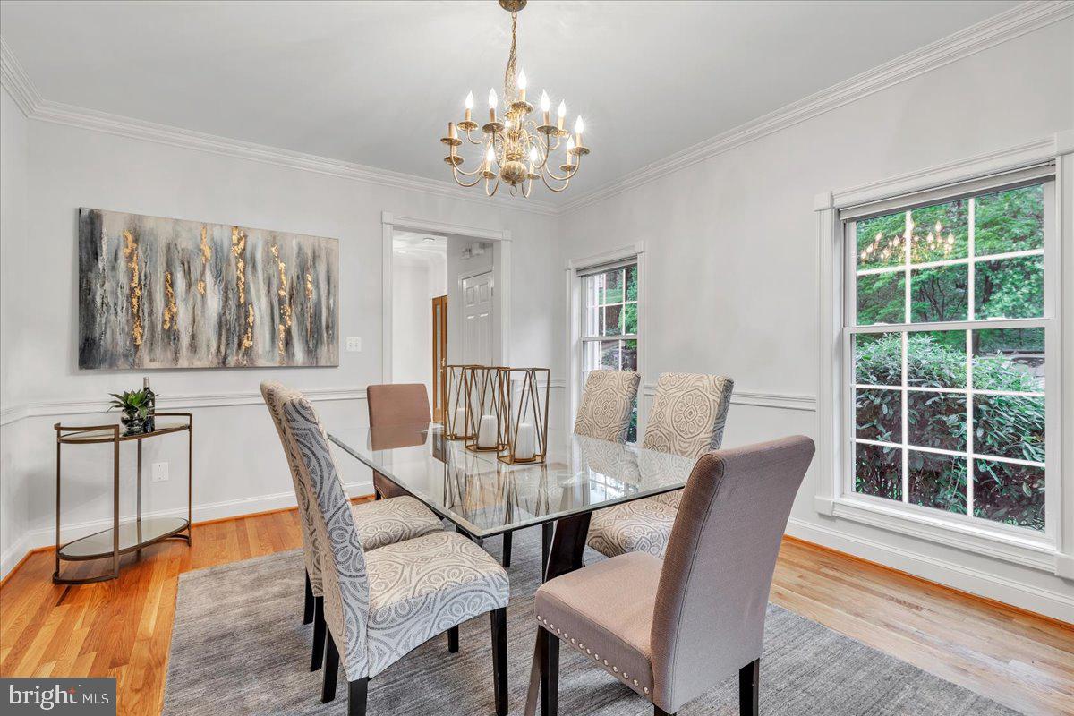 ADDISON HEIGHTS - Residential