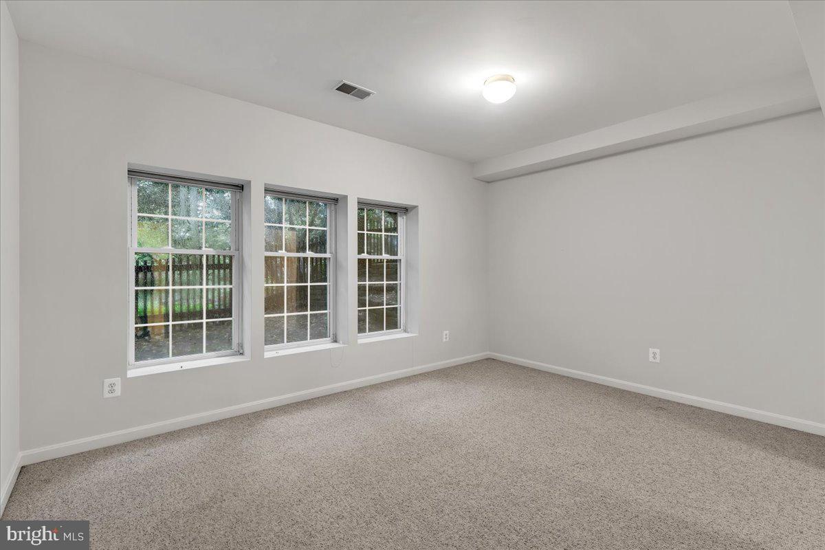 ADDISON HEIGHTS - Residential