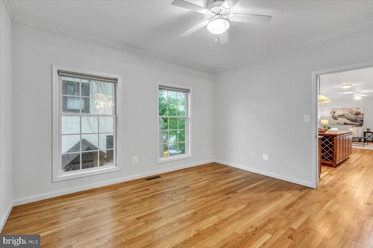 ADDISON HEIGHTS - Residential