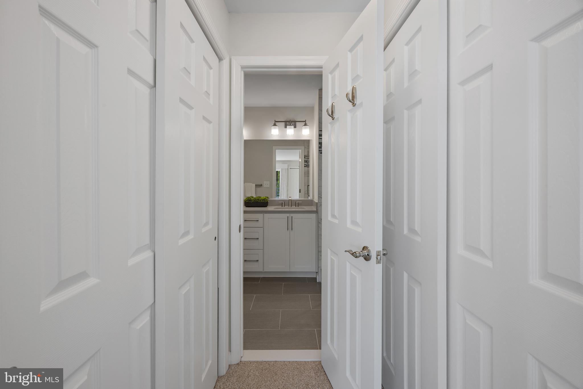 LAKE HERON CONDOMINIUMS - Residential