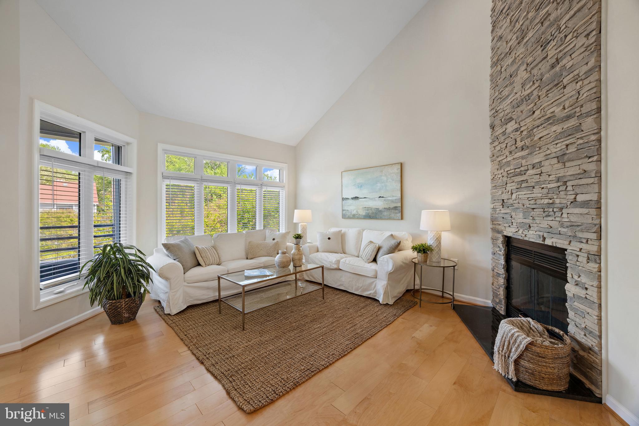 LAKE HERON CONDOMINIUMS - Residential