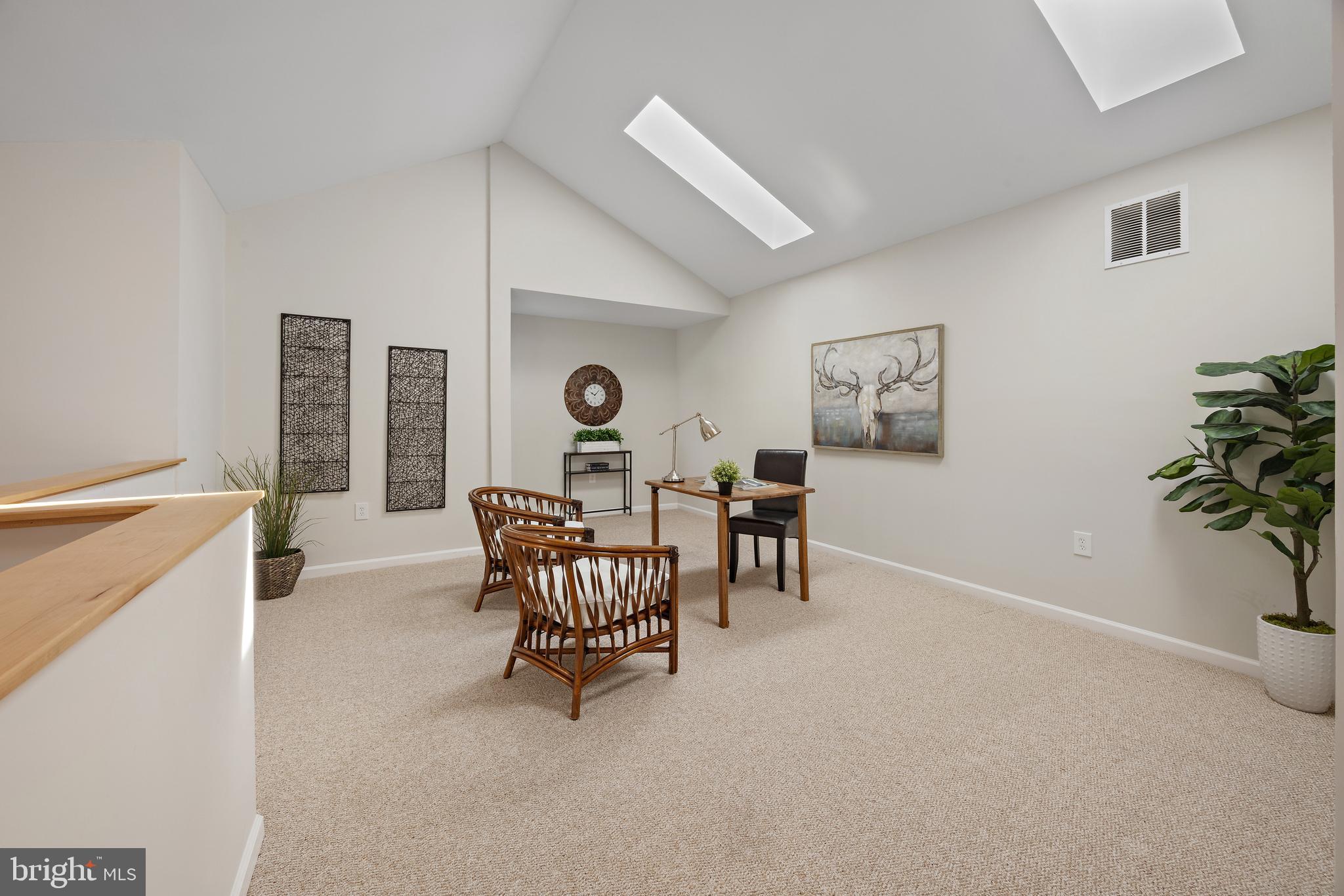 LAKE HERON CONDOMINIUMS - Residential