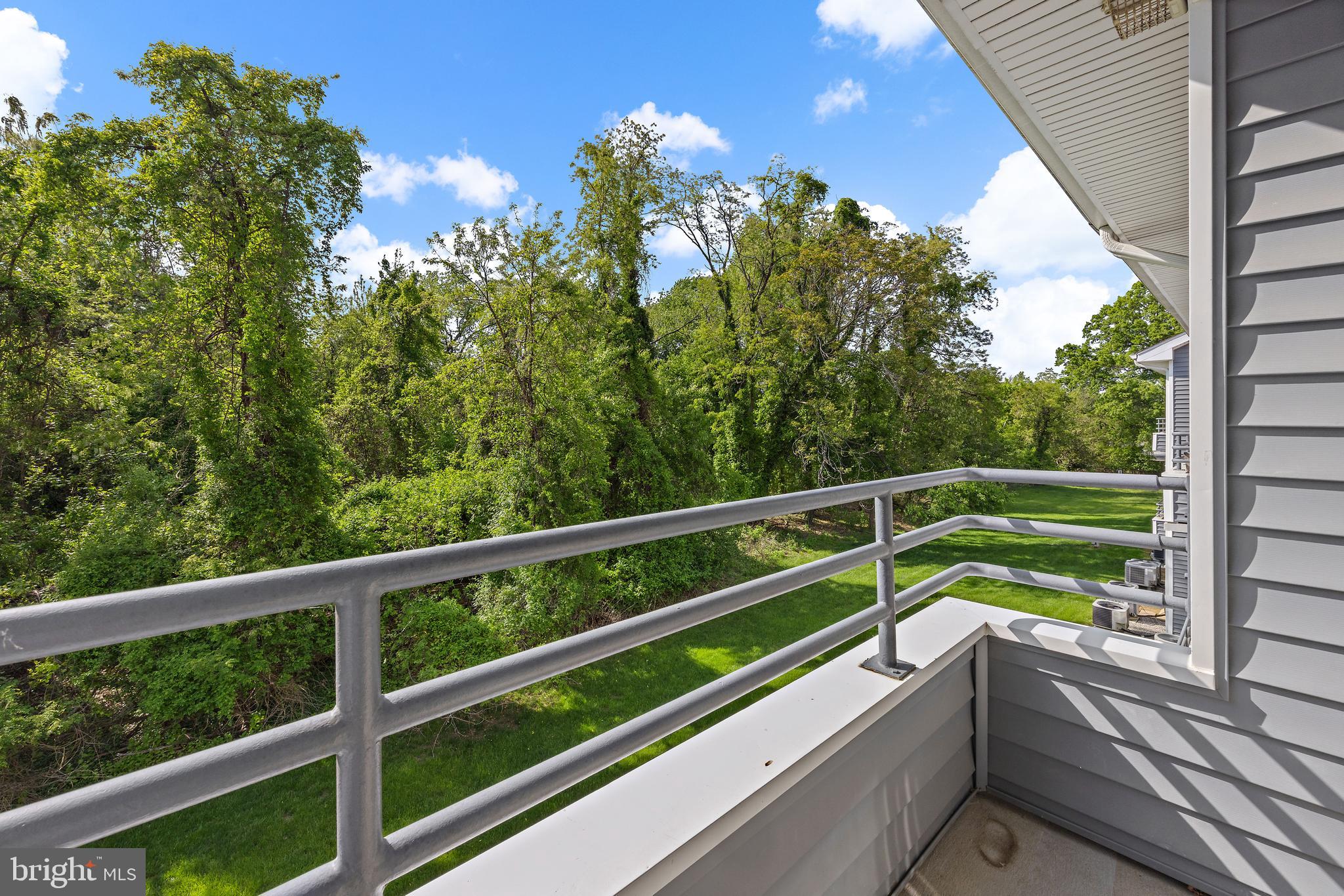 LAKE HERON CONDOMINIUMS - Residential