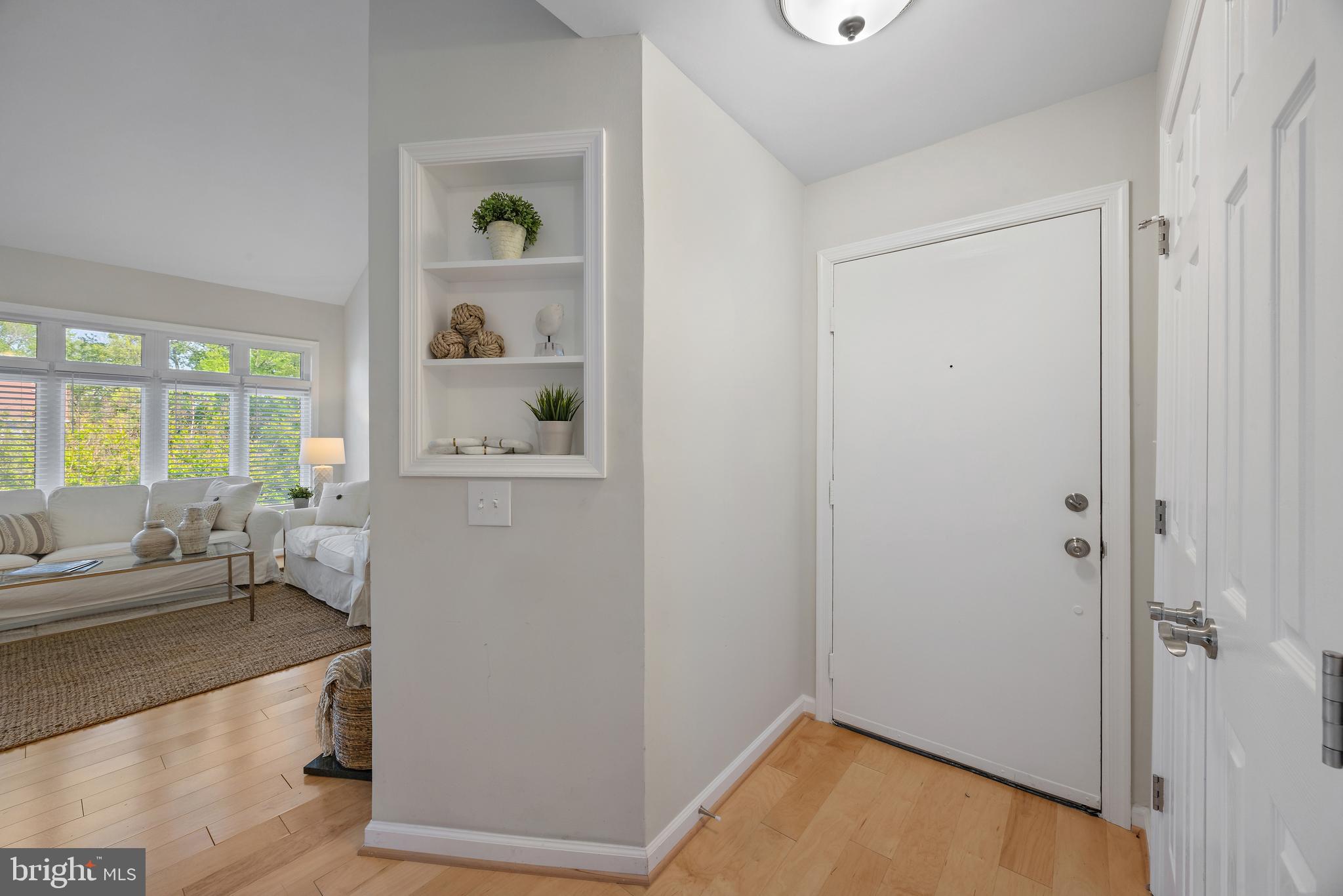 LAKE HERON CONDOMINIUMS - Residential