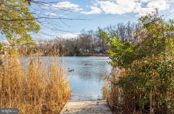 LAKE HERON CONDOMINIUMS - Residential