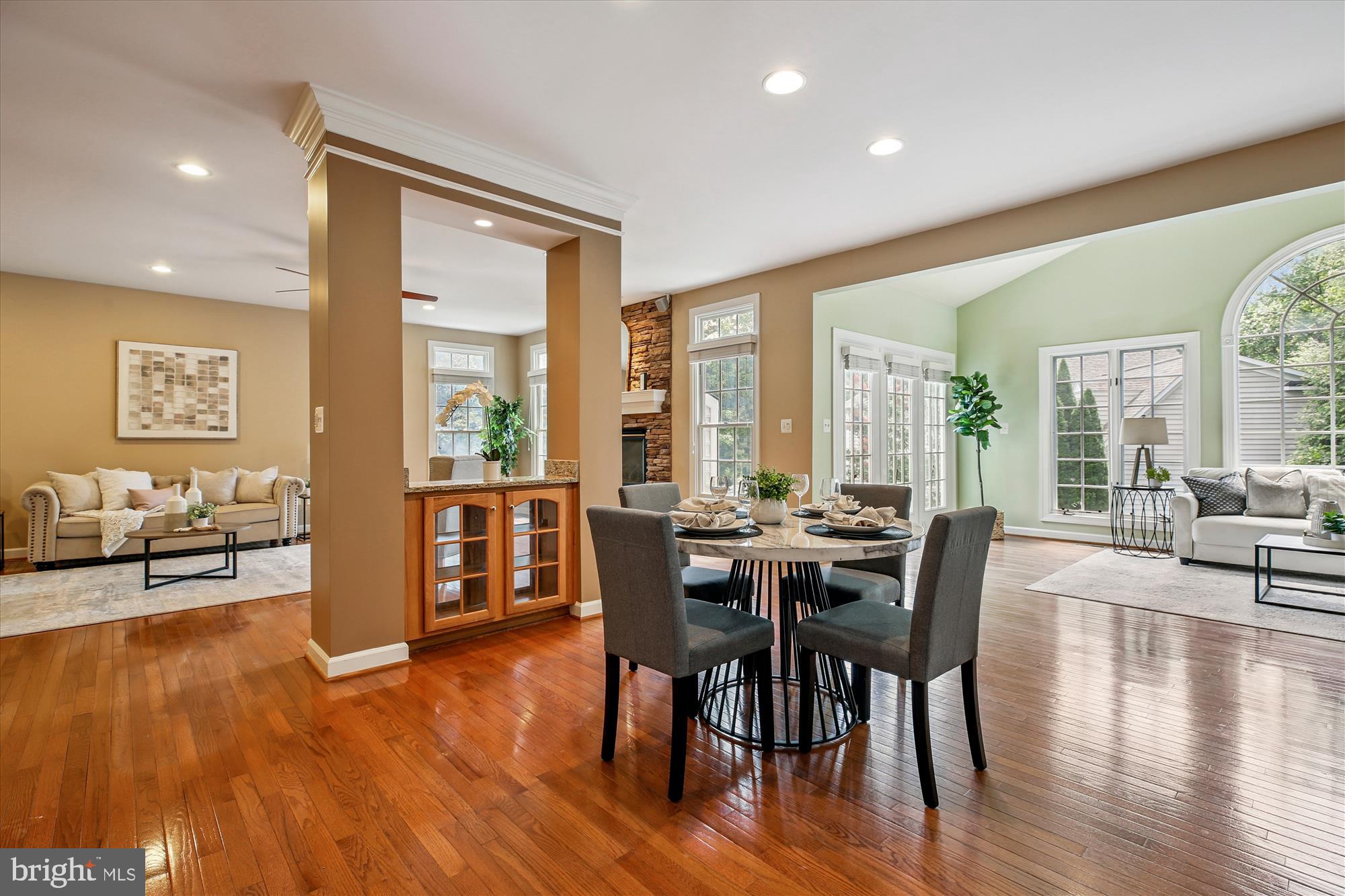 LAKELANDS - Residential