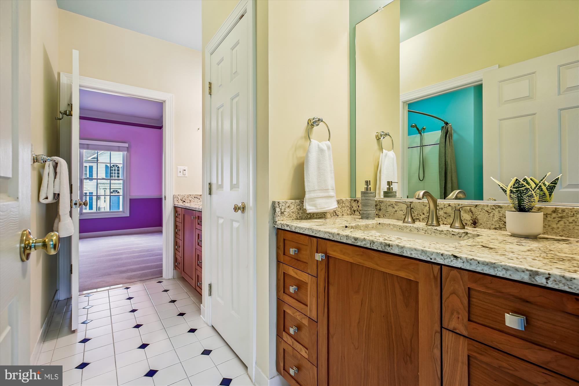 LAKELANDS - Residential