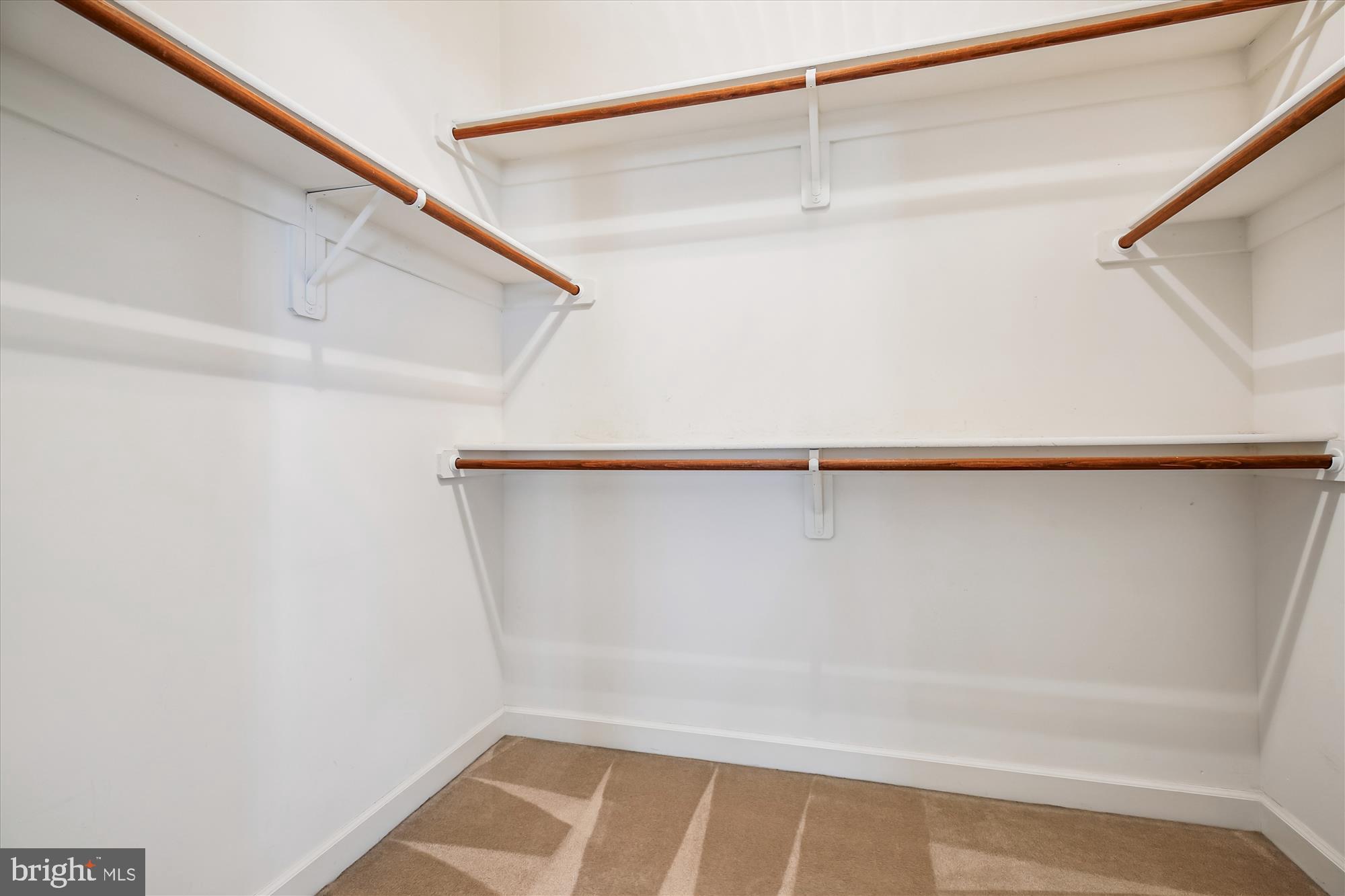 LAKELANDS - Residential