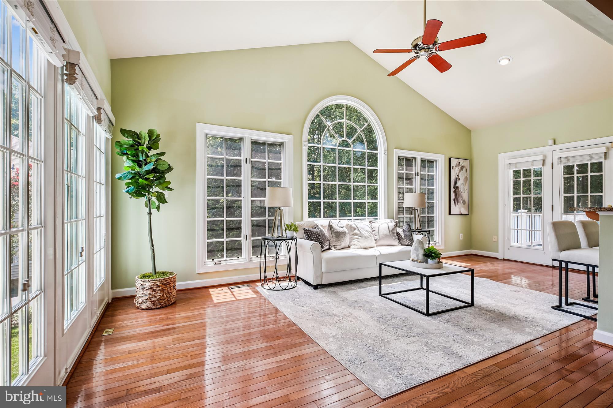 LAKELANDS - Residential