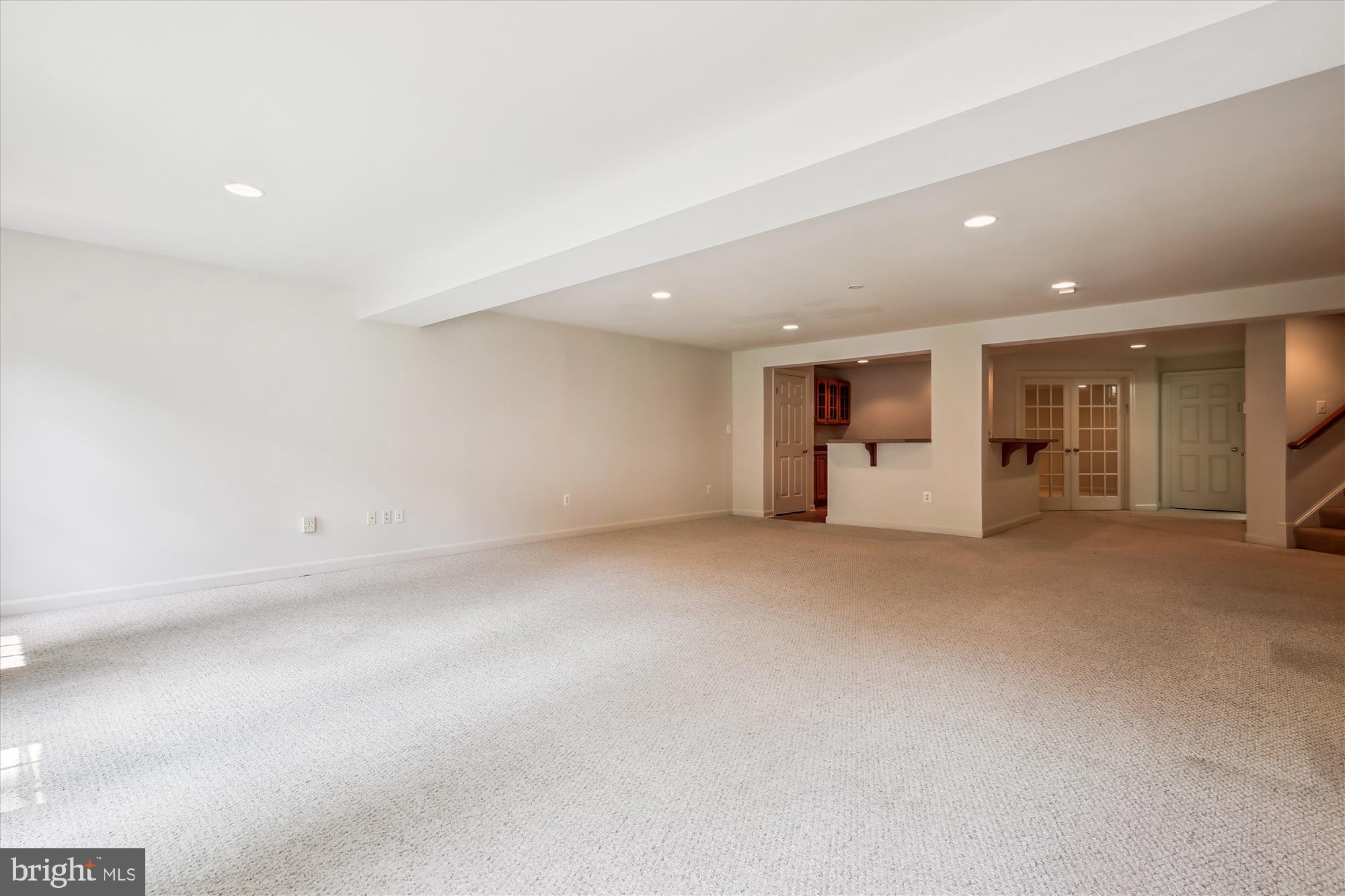 LAKELANDS - Residential