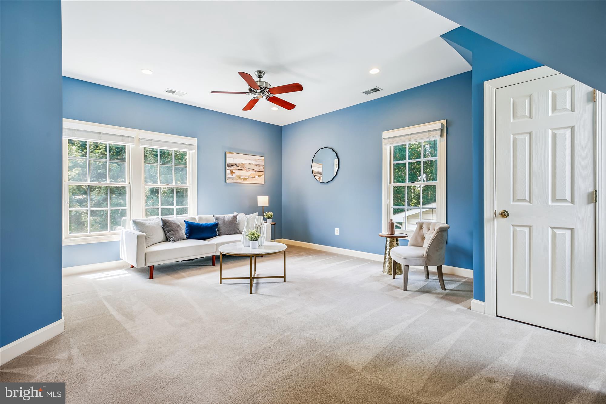 LAKELANDS - Residential