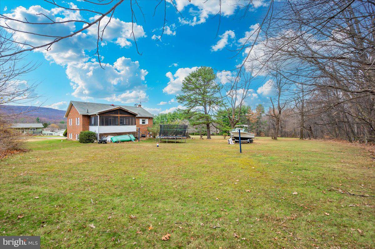 YELLOW SPRINGS - Residential