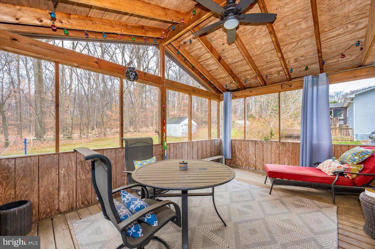 YELLOW SPRINGS - Residential