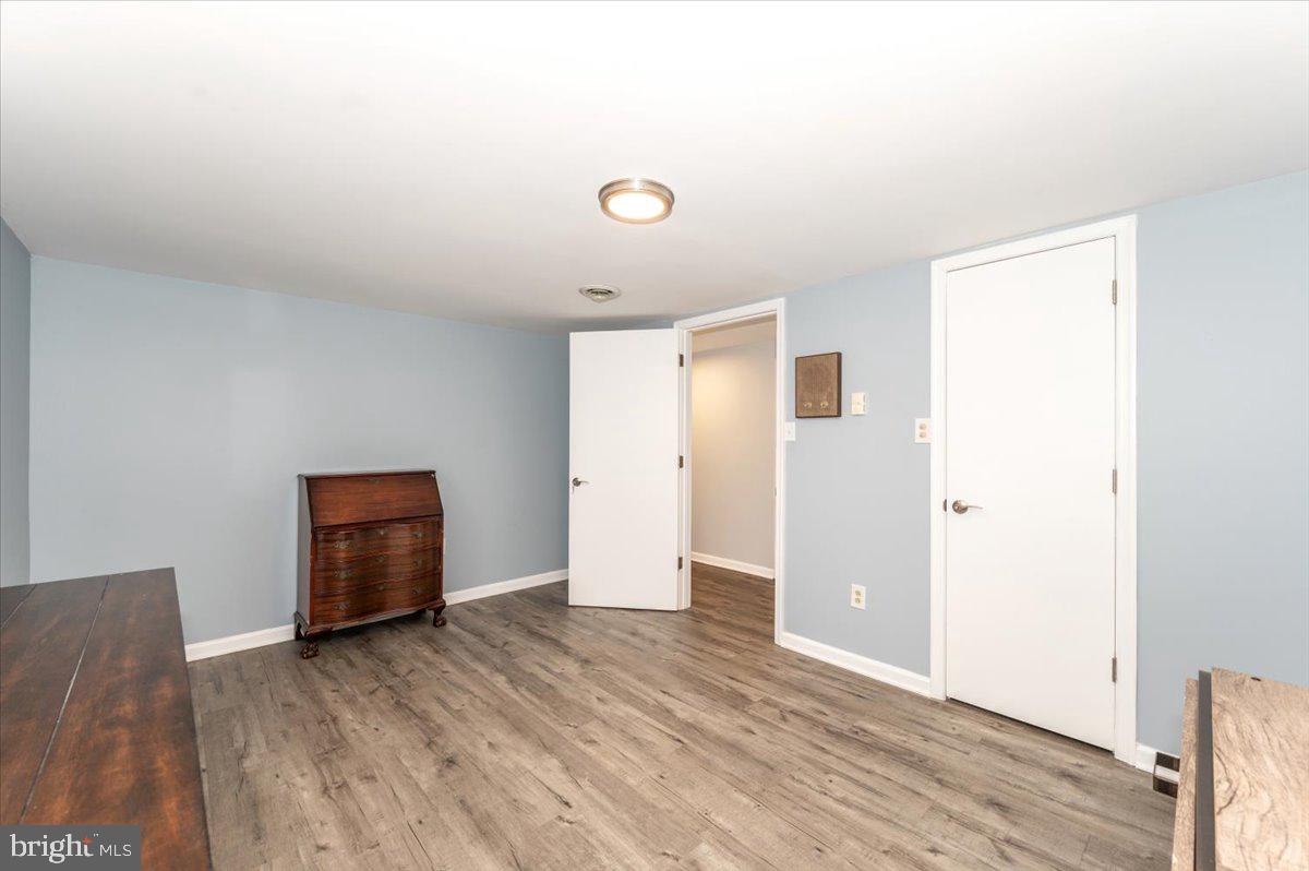 YELLOW SPRINGS - Residential