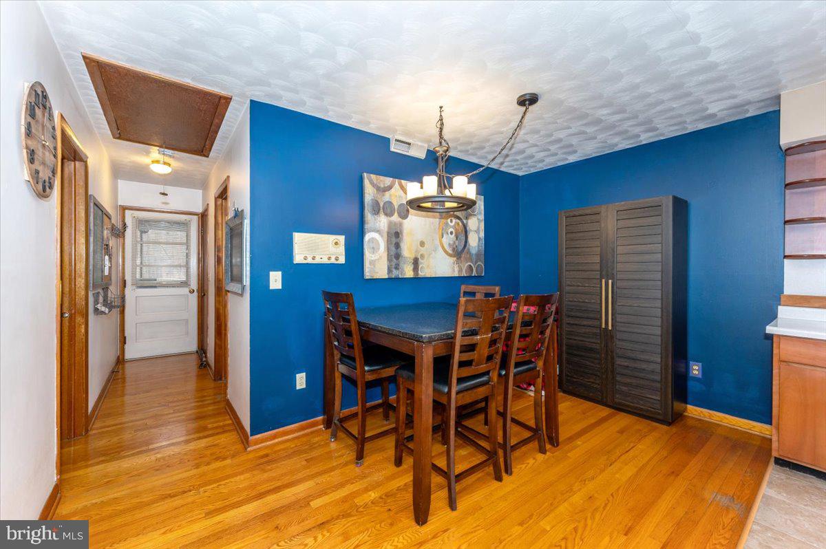 YELLOW SPRINGS - Residential