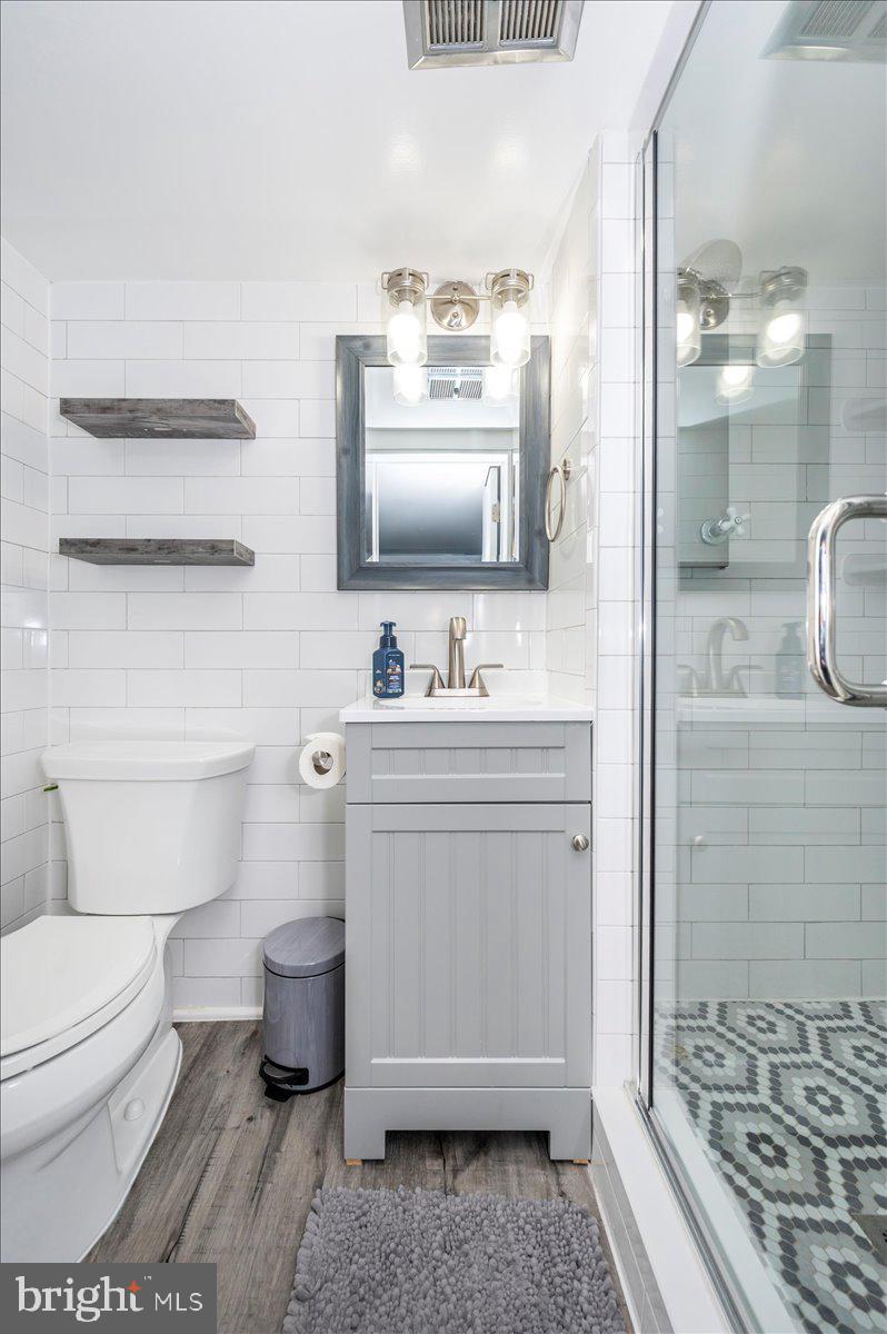 YELLOW SPRINGS - Residential