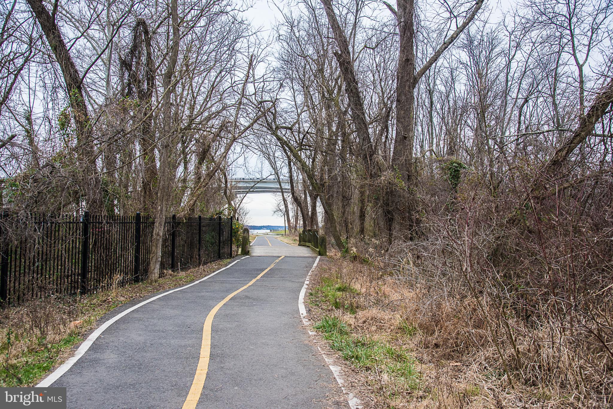 FORDS LANDING - Residential Lease