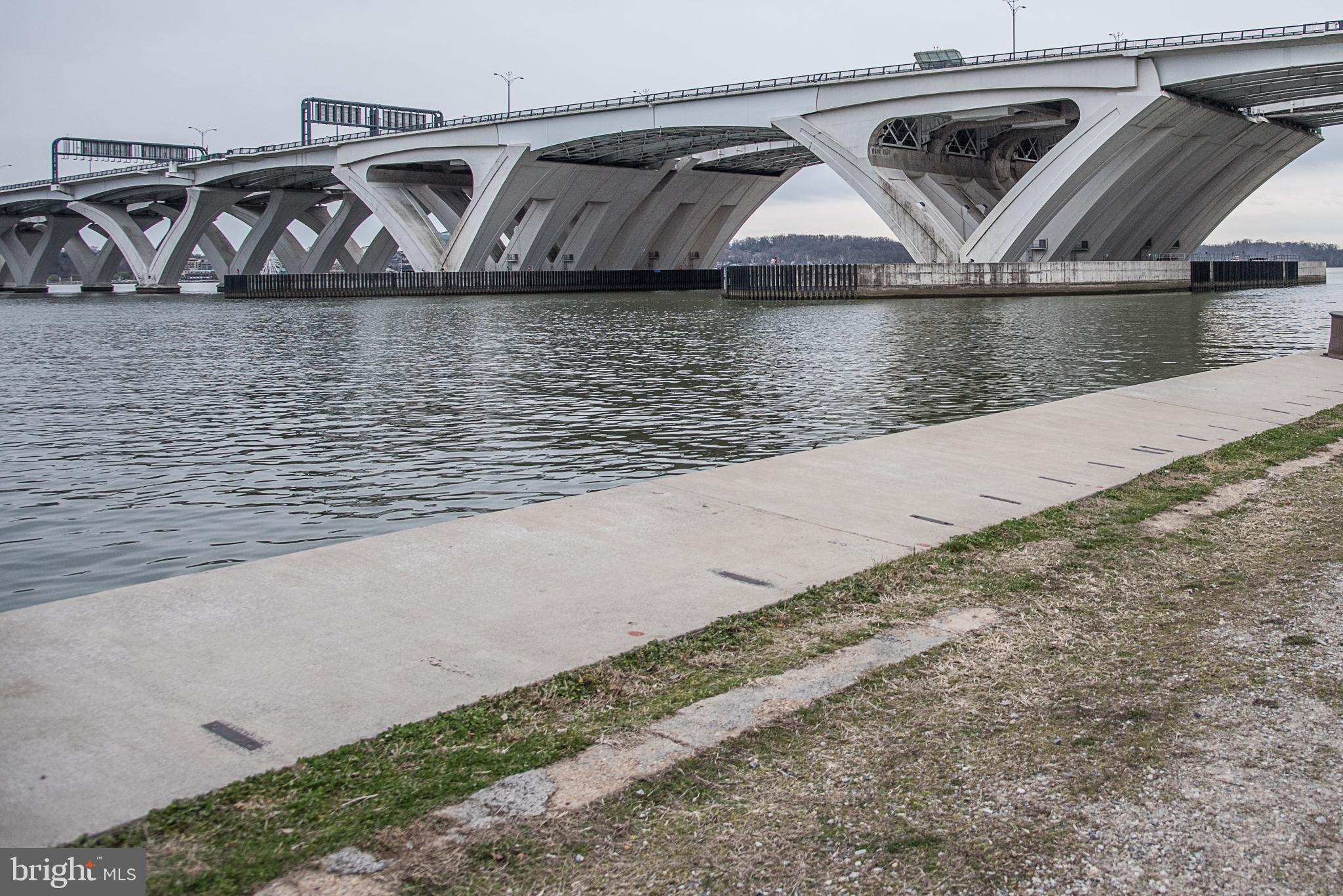 FORDS LANDING - Residential Lease