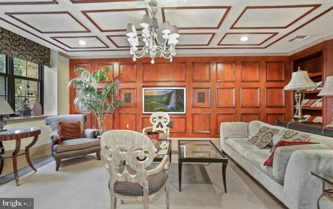 1111 25TH STREET NW 812