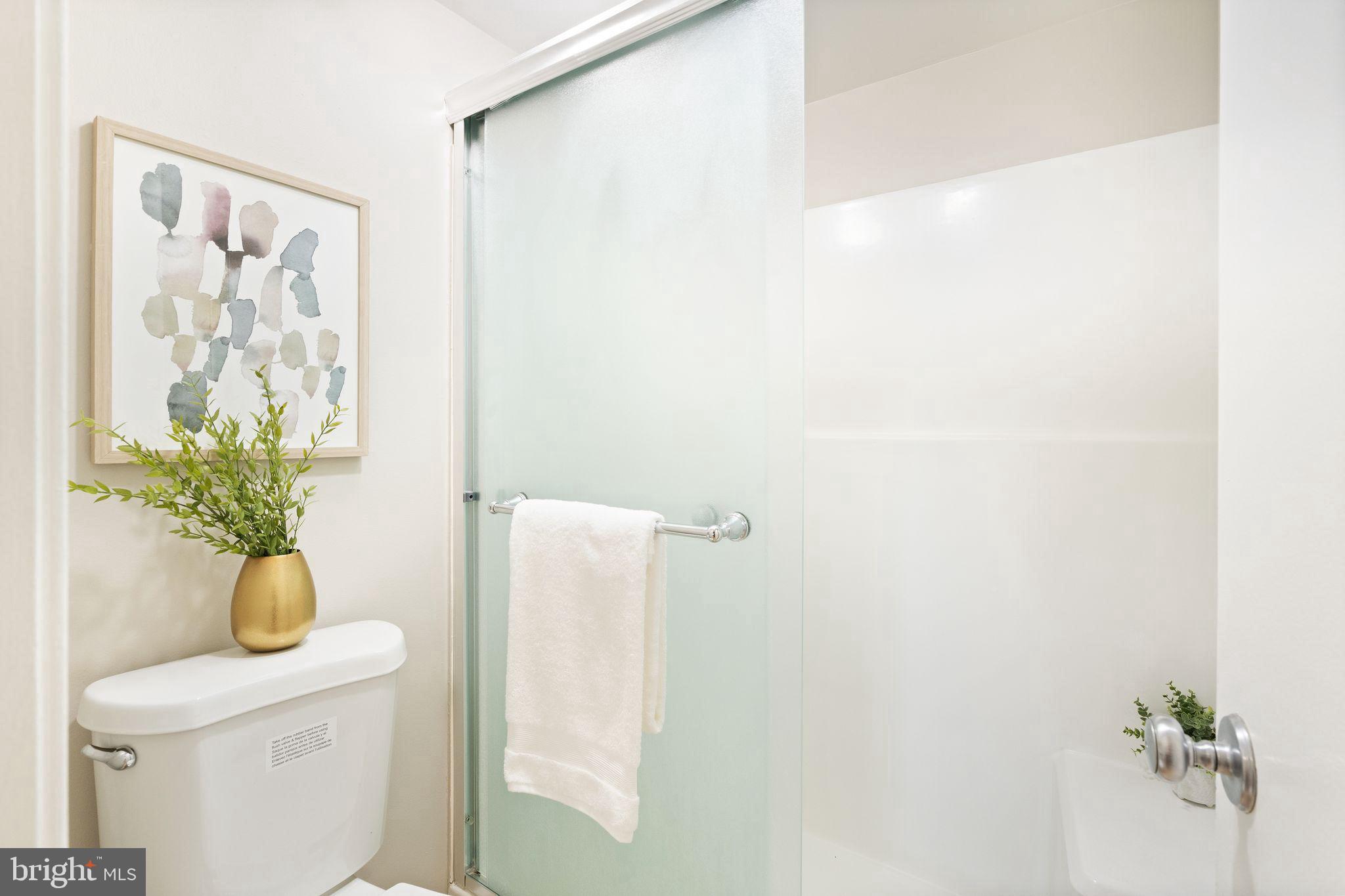 WATERGATE AT LANDMARK - Residential