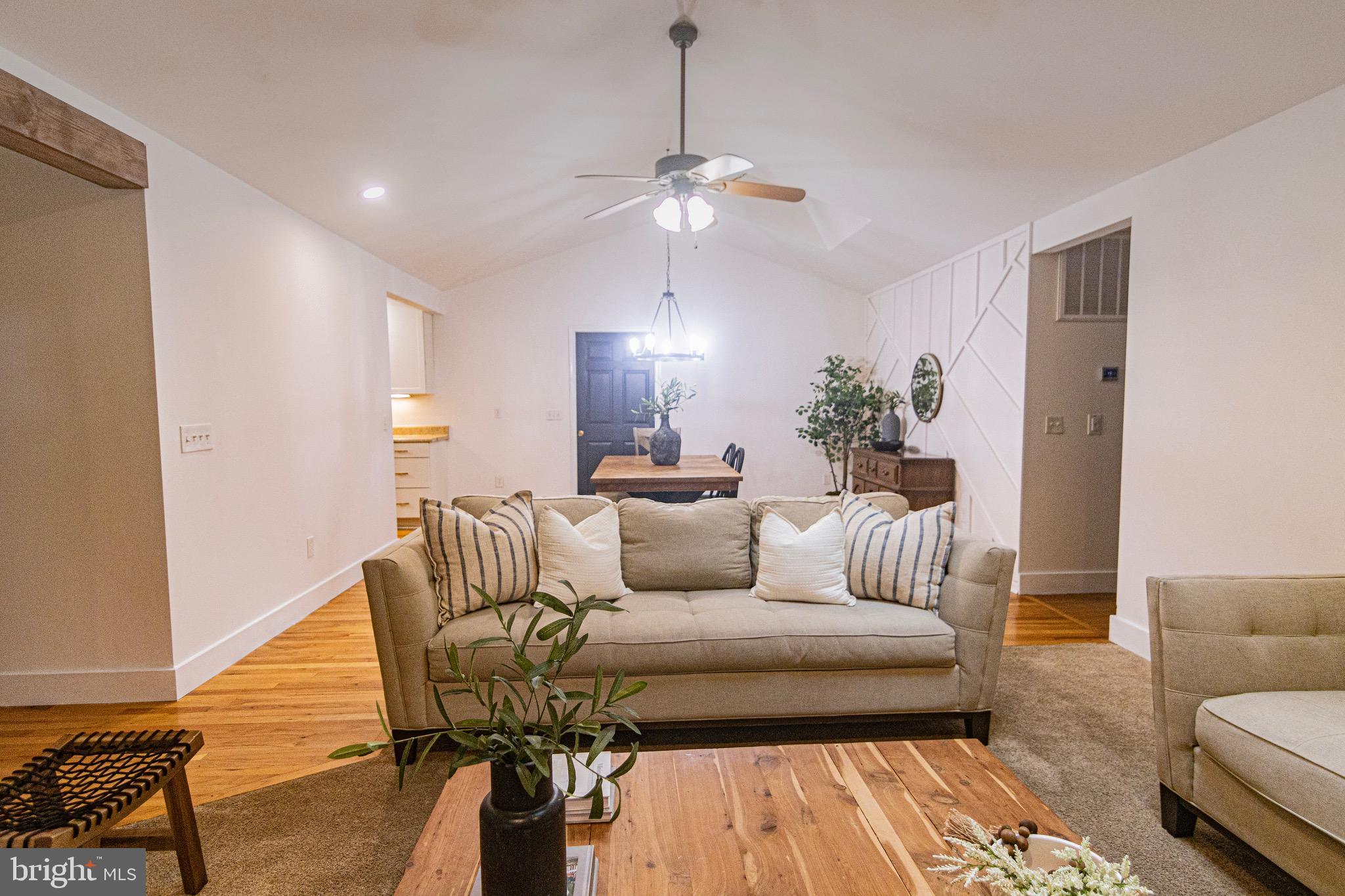 207 MADISON CIRCLE